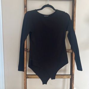 Long sleeve bodysuit size medium